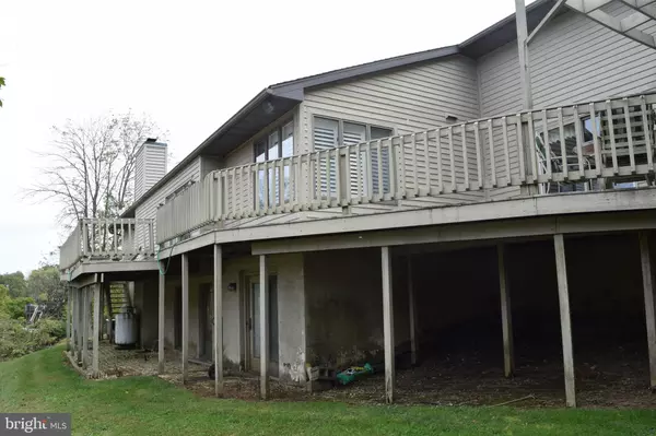 Bernville, PA 19506,116 CLUBHOUSE DR