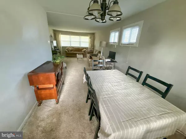 Cherry Hill, NJ 08034,416 CHAPEL AVE E