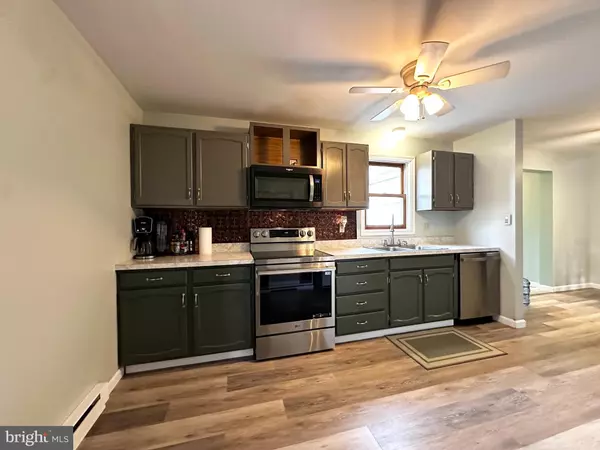 Dover, PA 17315,1595 OAK LN