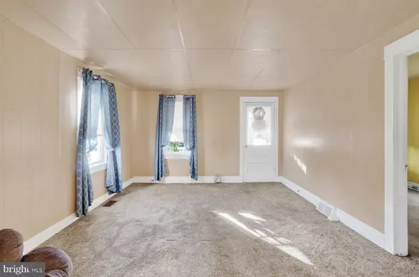 York, PA 17407,121 VALLEY RD