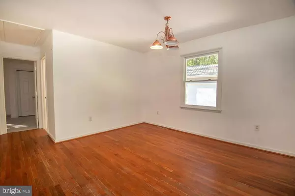 Dover, DE 19901,142 PENNY LN