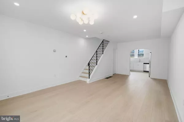 Philadelphia, PA 19148,2033 S MILDRED ST