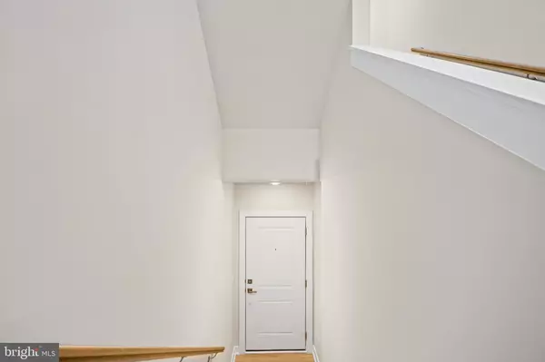 Ashburn, VA 20147,44577 STRABANE TER