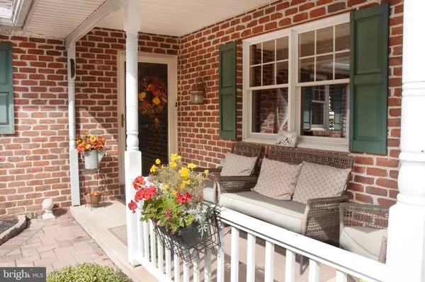 New Holland, PA 17557,1145 BROWNSTONE RDG