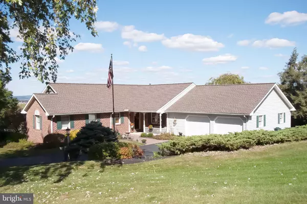 1145 BROWNSTONE RDG, New Holland, PA 17557