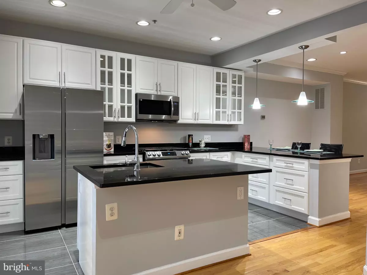 Washington, DC 20024,680 9TH ST SW