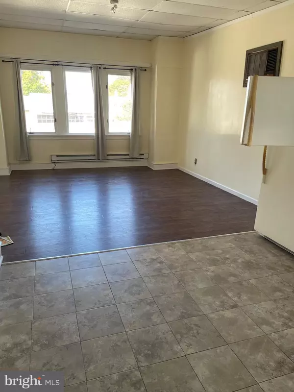 7 S YORK RD, Hatboro, PA 19040