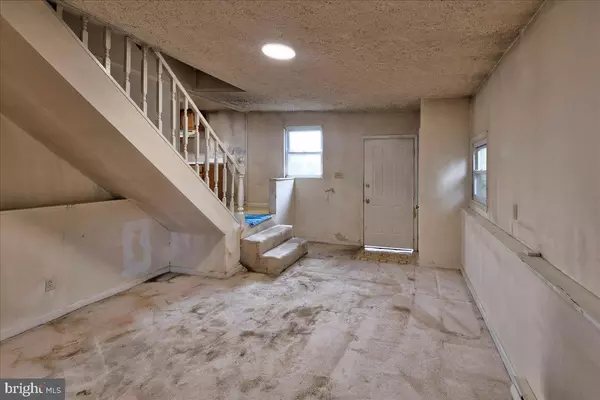 Manchester, MD 21102,3021 WALNUT ST