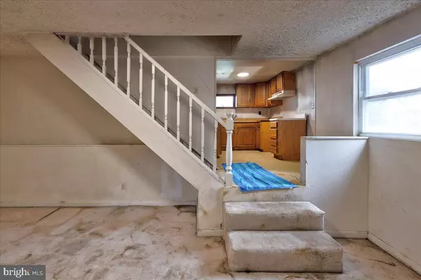 Manchester, MD 21102,3021 WALNUT ST