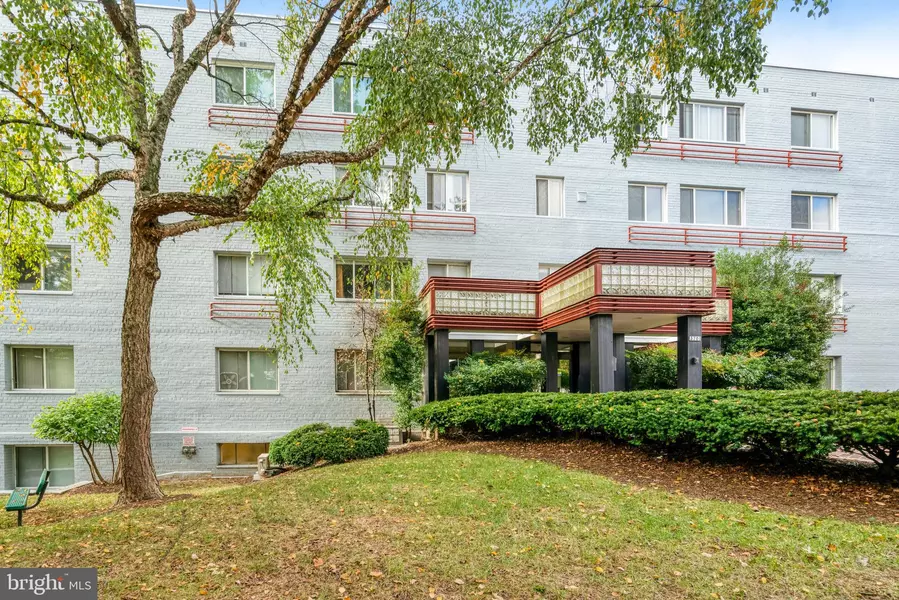 3701 5TH ST S #212, Arlington, VA 22204