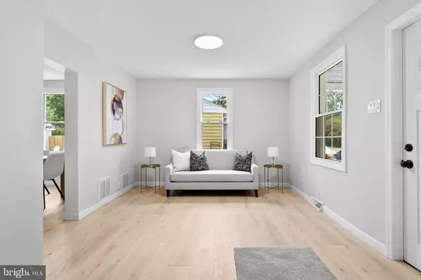 Millville, NJ 08332,429 MANOR AVE