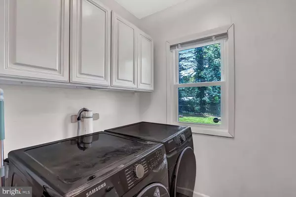 Woodbury, NJ 08096,51 N. EVERGREEN AVENUE