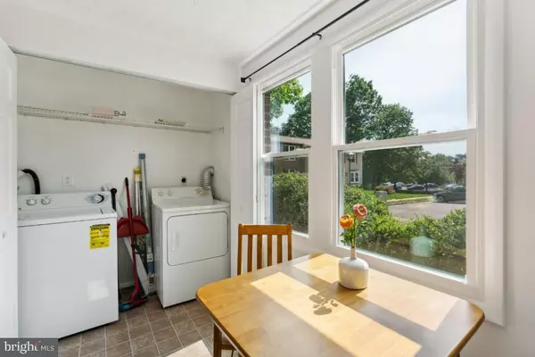 Fairfax, VA 22032,5543 HECATE CT