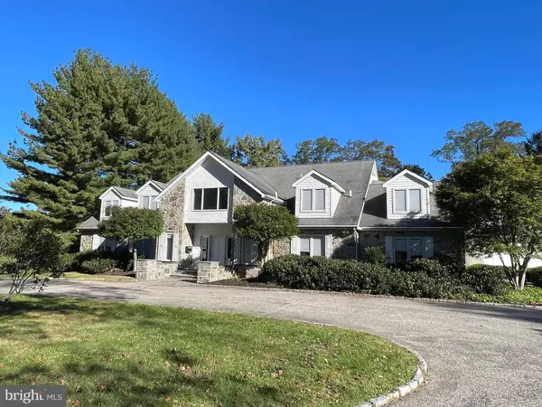 Wynnewood, PA 19096,239-301 OLD GULPH RD