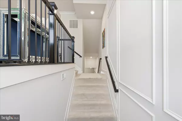 White Plains, MD 20695,5830 KATE CHOPIN PL