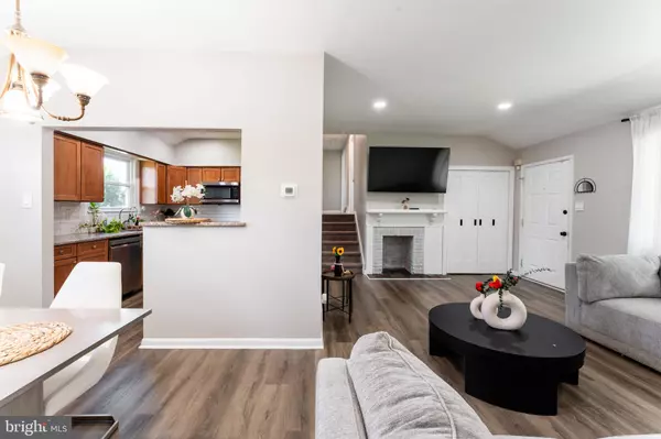 Somerdale, NJ 08083,20 TILFORD RD