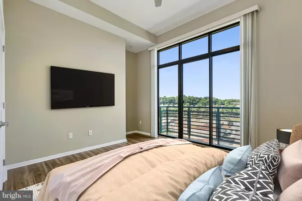 Arlington, VA 22206,2720 S ARLINGTON MILL DR #1102