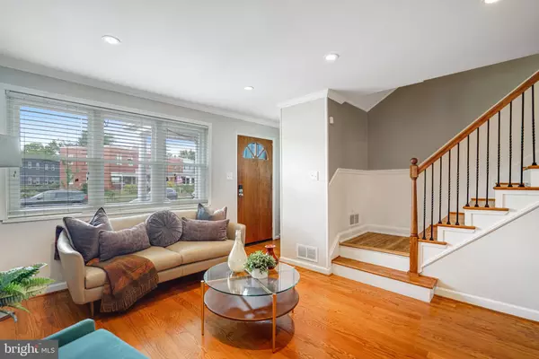 Alexandria, VA 22301,523 DUNCAN AVE