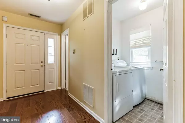 Mount Laurel, NJ 08054,21 EDDLEWOOD PL