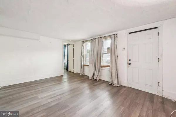 Mount Holly, NJ 08060,1 WOODS ALY