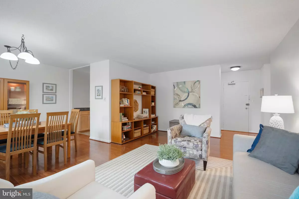 Arlington, VA 22201,3000 SPOUT RUN PKWY #D305