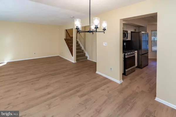 East Brunswick, NJ 08816,90 VAN LIEW CT