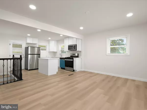 Baltimore, MD 21225,15 W BRISTOL AVE