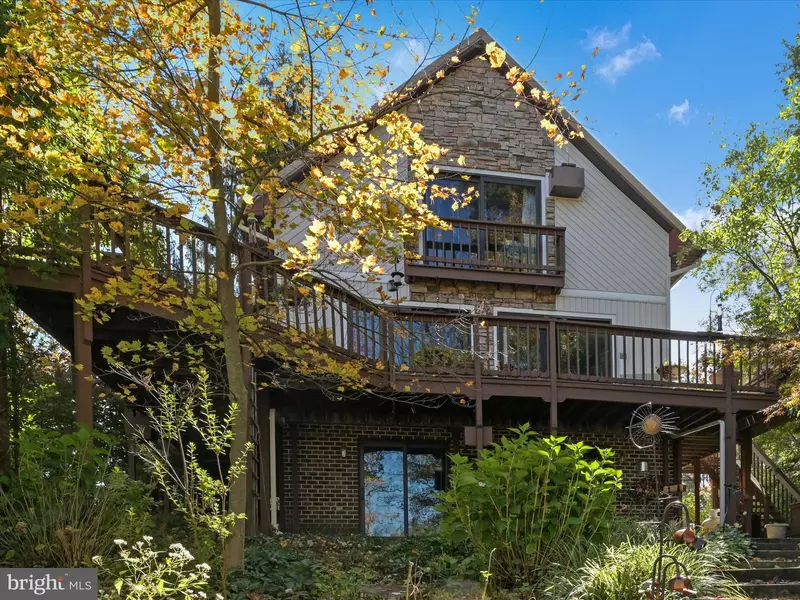 649 WYNONAH DR, Auburn, PA 17922