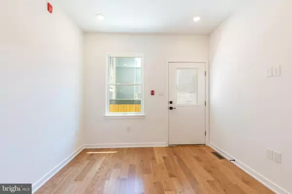 Philadelphia, PA 19146,1121 S 20TH ST