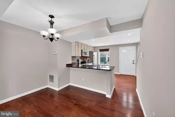 Alexandria, VA 22315,5338 HARBOR COURT DR