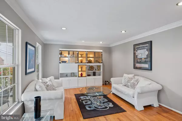 Columbia, MD 21045,8611 MEADOWSWEET CT