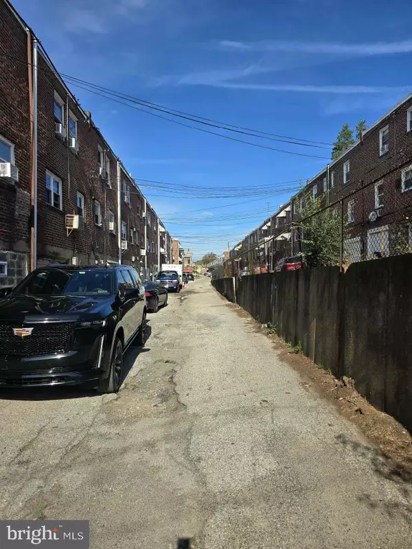 Upper Darby, PA 19082,227 SHERBROOK BLVD