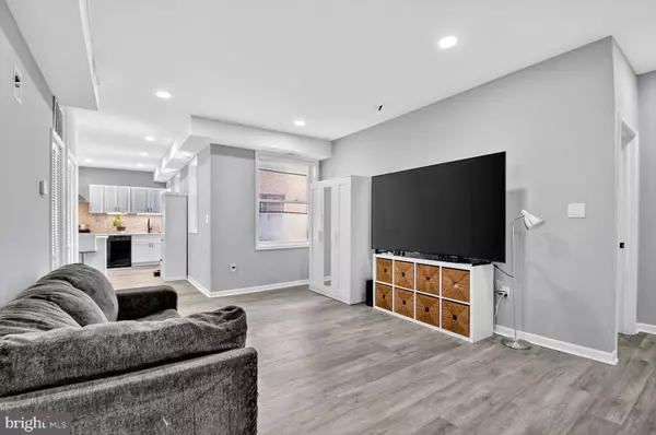 Washington, DC 20011,4120 14TH ST NW #33