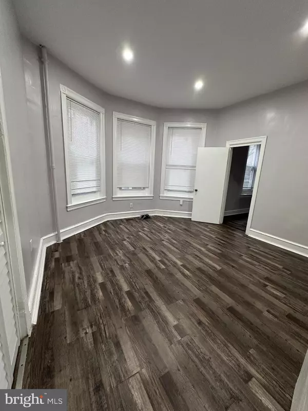 Philadelphia, PA 19151,836 WYNNEWOOD RD #1