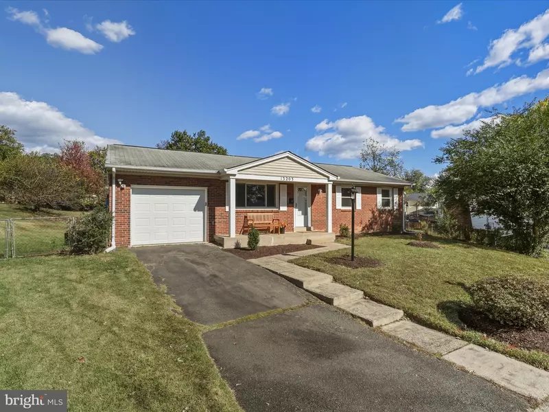 13203 HAMPSHIRE CT, Woodbridge, VA 22193