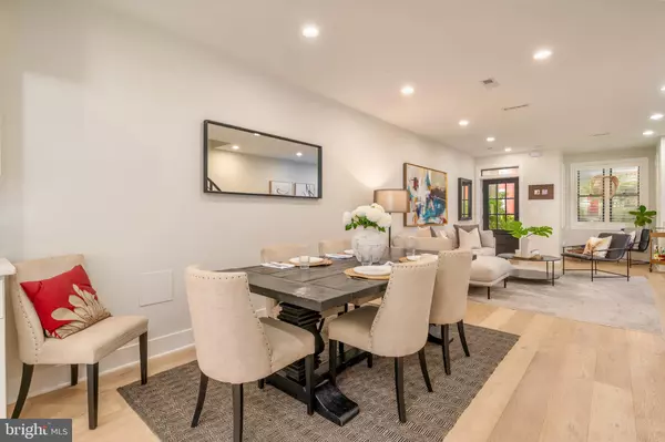 Washington, DC 20003,430 15TH ST SE