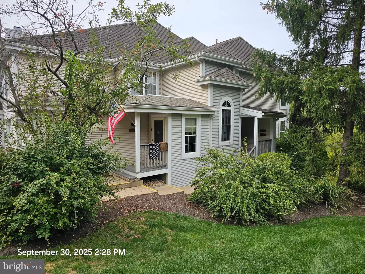 Lancaster, PA 17601,306 COUNTRY PLACE DR