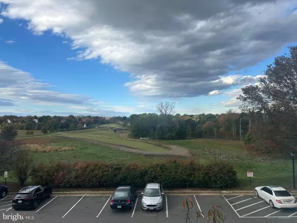 Leesburg, VA 20176,1129 HUNTMASTER TER NE #301