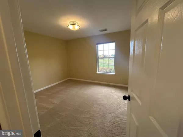 Leesburg, VA 20176,1129 HUNTMASTER TER NE #301