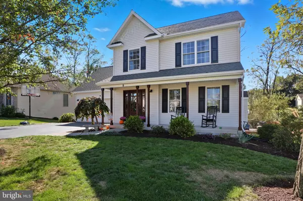 8 DOVE CT, Dillsburg, PA 17019