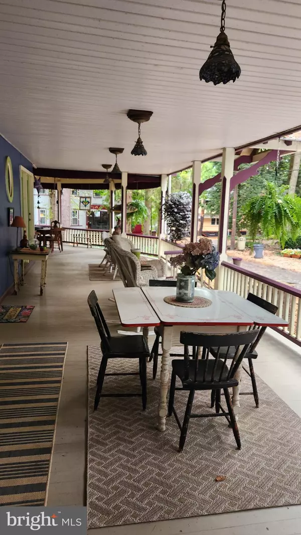 Mt Gretna, PA 17064,506 3RD ST