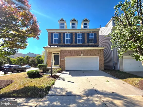 8346 MIDDLE RUDDINGS DR, Lorton, VA 22079