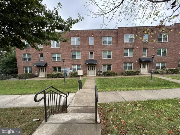 1700 W ST SE #5, Washington, DC 20020