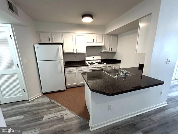 Washington, DC 20020,1700 W ST SE #5