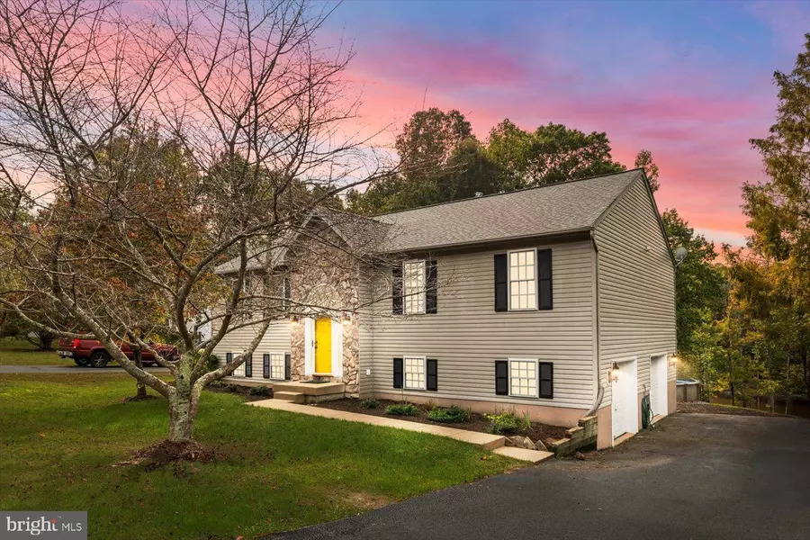 3712 W GLEN DOWER DR, Fredericksburg, VA 22408