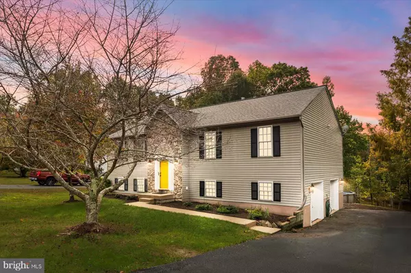 3712 W GLEN DOWER DR, Fredericksburg, VA 22408