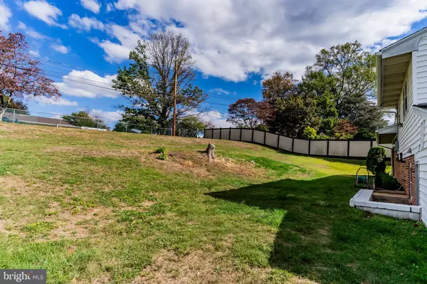 Camp Hill, PA 17011,837 W FOXCROFT DRIVE