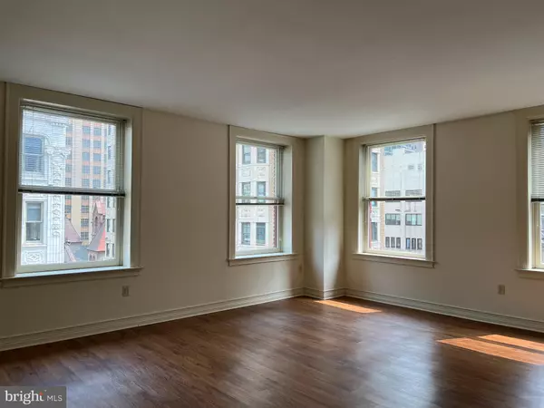 Philadelphia, PA 19103,202 S 17TH STREET