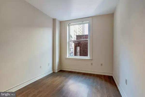 Philadelphia, PA 19103,202 S 17TH STREET