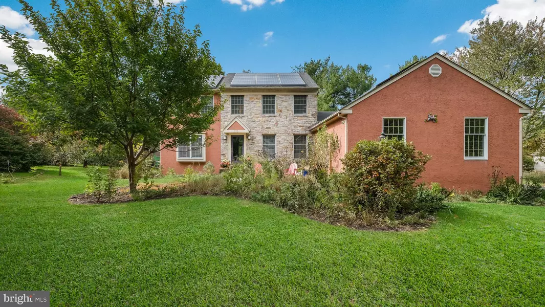 272 FOX CHASE LN, Doylestown, PA 18901